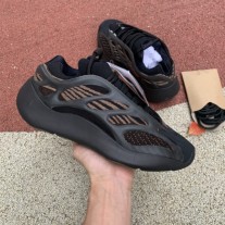 Yeezy 700 V3 ‘Clay Brown’